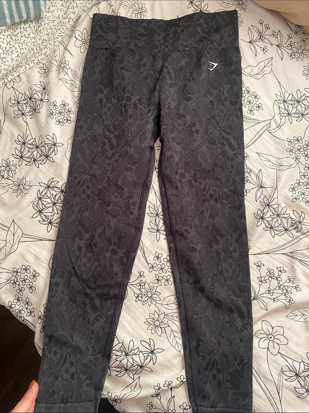 Gymshark Black Floral-Textured Leggings with Subtle Logo